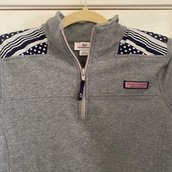 Vineyard Vines 1/4 Zip Sweatshirt - Picture 3 of 9